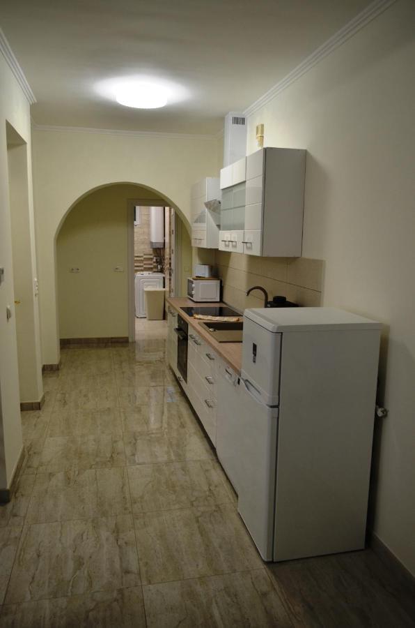 Henrietta - Violetta Apartman ไฮจ์ดุสโซบอสโล ภายนอก รูปภาพ